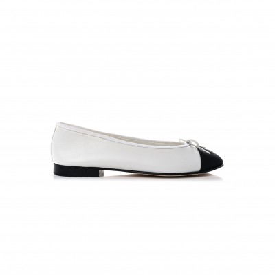 CHANEL LAMBSKIN CAP TOE CC BALLERINA FLATS WHITE BLACK 